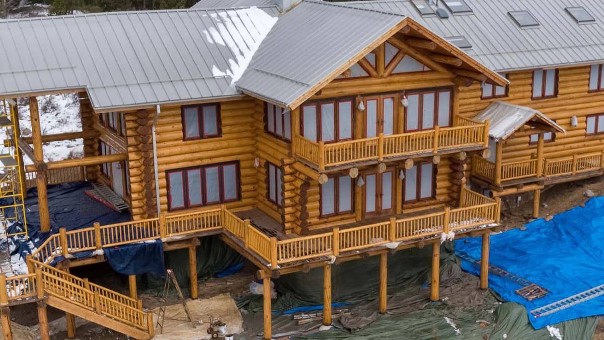 Boulder Colorado Log Home Maintenance - After restoration