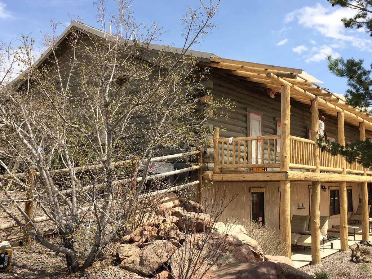 Fort Collins Log Home Finishing - Before restoration